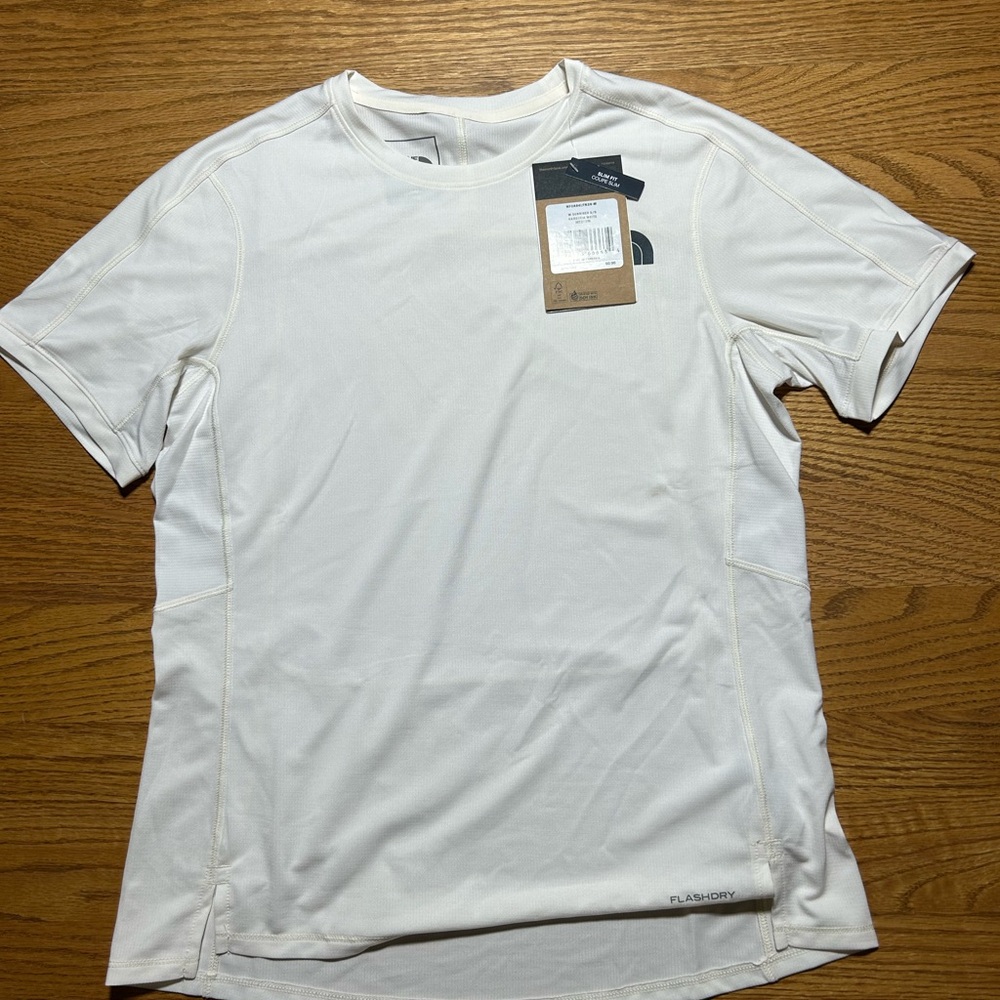 The North Face Cream FlashDry Short Sleeve Tee Size M